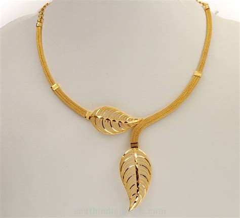 22K Gold Kerala Style Short Necklace - South India Jewels