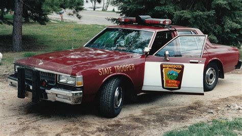 Minnesota State Patrol 1989 SSP Ford Mustang - Code 3 Garage