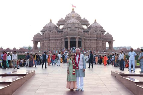 Phil Murphy Becomes First Sitting Governor of New Jersey to Visit India and Swaminarayan ...