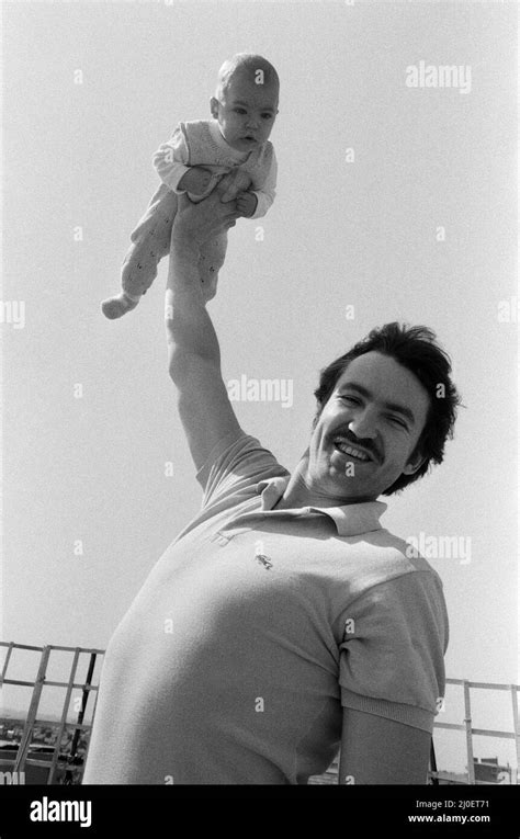 Larry lamb son Black and White Stock Photos & Images - Alamy