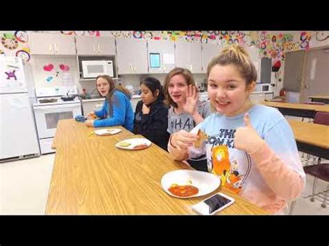 Oak View Middle School - School Spotlight - YouTube