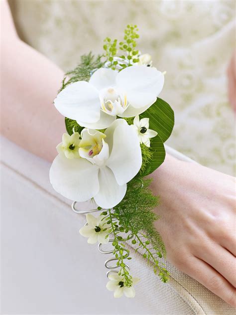 Orchid Wrist Corsage - Corsage Prom