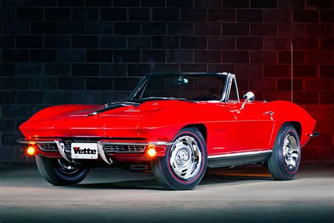 This Concours-Ready 1967 Chevrolet Corvette 427 Convertible Packs a ...