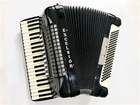 Excelsior 911 120 Bass Accordion