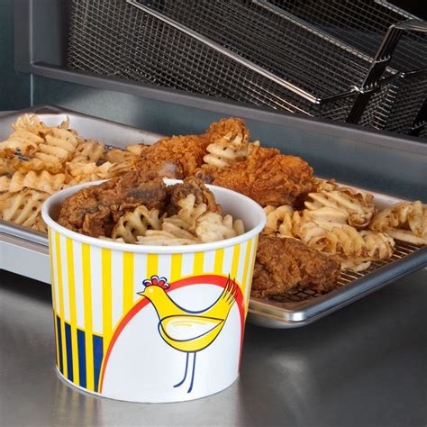 Fried Chicken Bucket w/ Lid - 64 oz., 35/Pack | WebstaurantStore