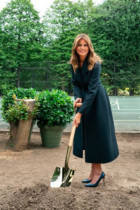 Melania Trump Announces A New White House Tennis Pavillion | Crooks and ...