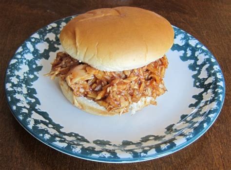 How To Make Shredded Barbecue BBQ Chicken Sandwich – Easy Recipe ...