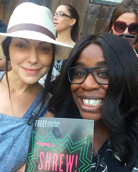 70+ Awesome Snaps of the OITNB Cast Being Real-Life Friends | Orange is the new black, Orange is ...