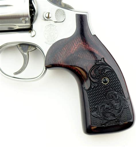 Amazon.com : Altamont - S&W K and L Round Revolver Grip - Altai Round ...