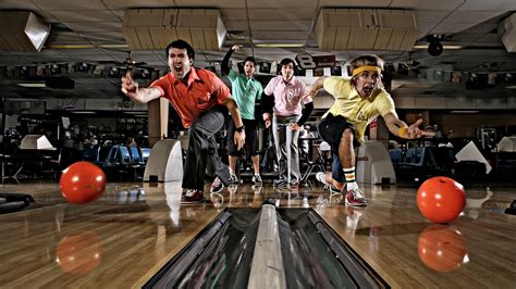 Bilder Menn competition extreme Bowling Ball 1920x1080