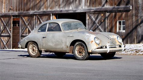 Rusty Porsche 'barn find' expected to sell for $700,000 or more | Fox News