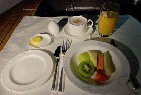 Review: Cathay Pacific 777 First Class | One Mile at a Time