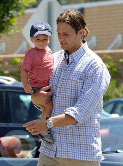 Tom Brady Runs Errands With His Son Benjamin : Growing Your Baby