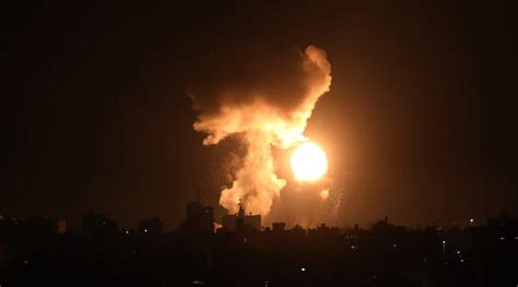 Missiles from Gaza land near Tel Aviv, Israel carries out Gaza airstrike in response - Jewish ...