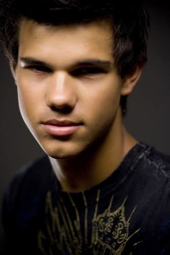 Taylor Lautner ethnicity | Celebrity Ethnicity · What is Nationality ...