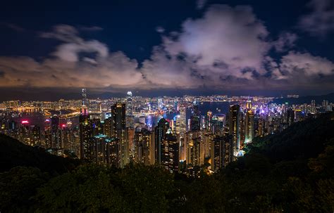 Victoria Peak: Hong Kong's Best View - Travel Caffeine