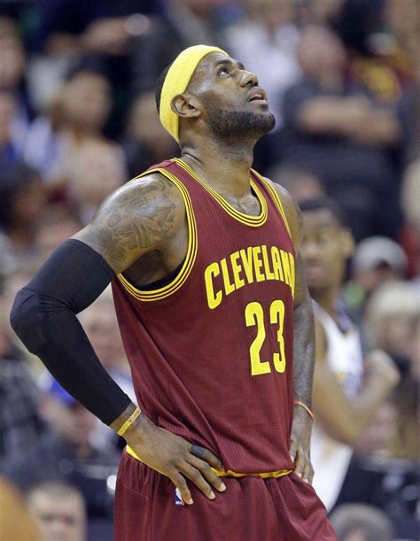 LeBron James, Cavs not clicking as they work through issues - The Globe and Mail