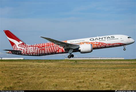 VH-ZND Qantas Boeing 787-9 Dreamliner Photo by Mike Forsberg | ID ...