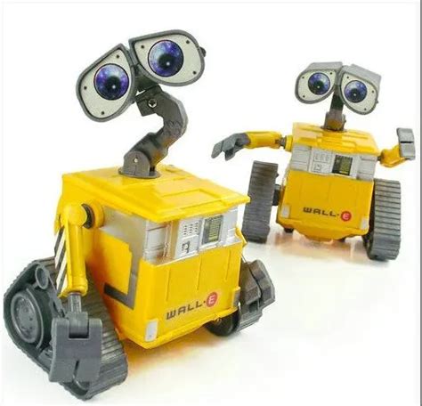 10pcs/lot Wall E rc Robot Toy Car12cm Walle WALL.E Robot Intelligent toys 2 dans Sous Pression ...