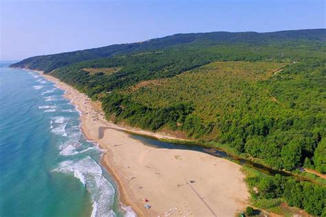 Bulgarian famous beaches | Holiday apartments and villas with private pool in Bulgaria