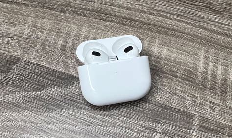 AirPods 3 review: The best of both worlds for most Apple users | CNN Underscored