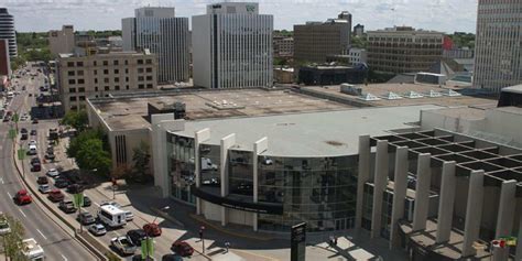 Holiday Inn Saskatoon Downtown, an IHG Hotel | Holiday Inn Saskatoon Downtown, an IHG Hotel