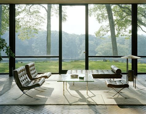 Life In Philip Johnson’s The Glass House, An Icon Of Modernist ...