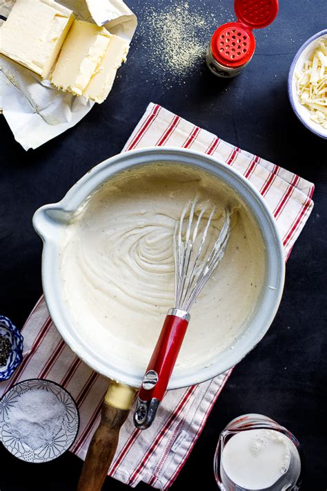 How to make Béchamel sauce/Cheese sauce - Simply Delicious