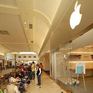 Bigger Apple store (and more changes) coming to Raleigh’s Crabtree Valley Mall - Triangle ...