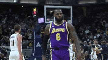 Lebron Celebration GIFs - Find & Share on GIPHY