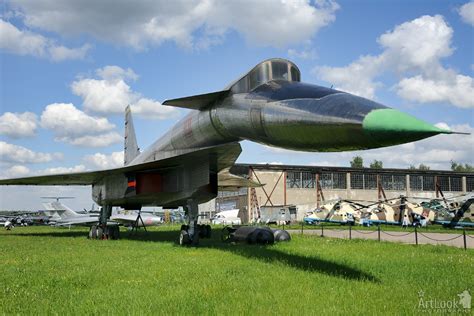 Prototype Bomber Sukhoi T-4 (Su-100) “Sotka” (1960s) - Photos by Moscow Guide and Driver