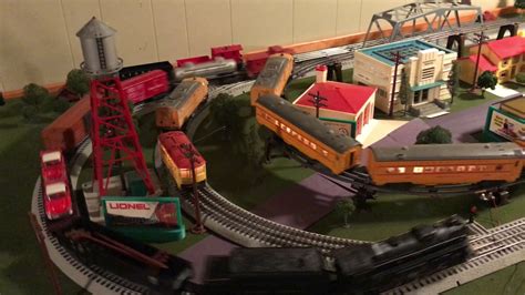 Lionel Train 4x8 layout 1.0 - YouTube