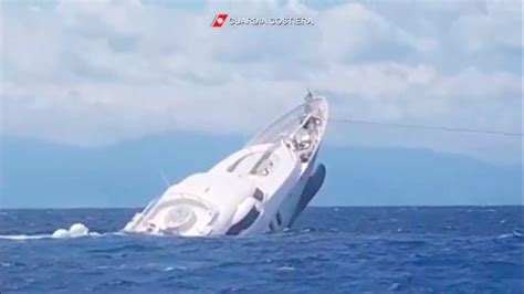 Massive Superyacht Worth Millions Sinks Off Italian Coast - GreekReporter.com