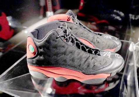 Michael Jordan ‘flu game’ shoes sold for $1.38 million – Tempo – The ...