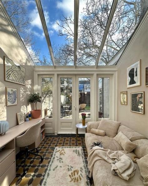 25 Modern Sunroom Window Ideas