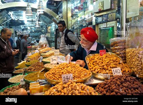 Spice Market Old Delhi Stock Photo - Alamy