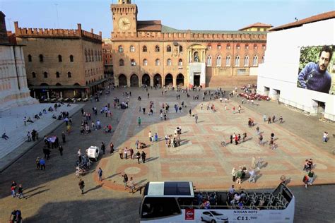 Piazza Maggiore in Bologna: A View From Above - MORE TIME TO TRAVEL