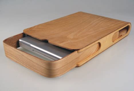 Classic Design, Updated: Wood Matchbox-Style Laptop Case | Gadgets ...