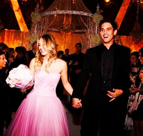 Kaley Cuoco Wedding Pictures Ryan Sweeting: Kaley Cuoco's Veil ...