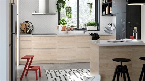 A light ash-effect ASKERSUND kitchen - IKEA CA