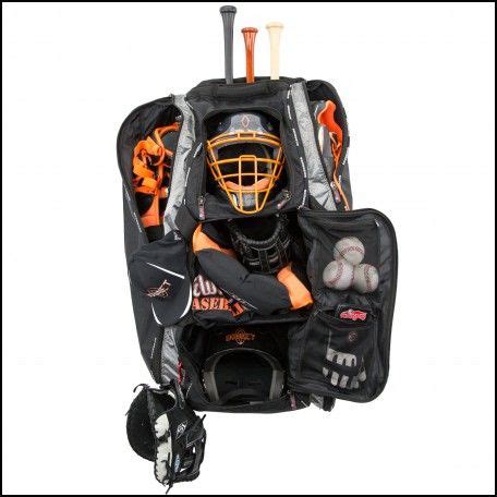 Catchers Bag With Wheels