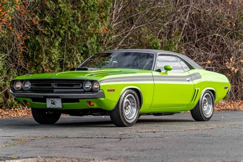 1971 Dodge Challenger R/T 426 Hemi for sale on BaT Auctions - closed on ...