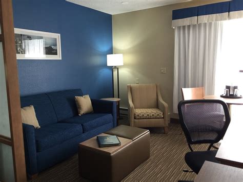 Navy Lodge Monterey Rooms: Pictures & Reviews - Tripadvisor