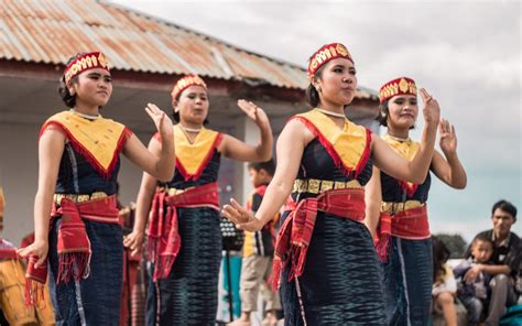 Tari Tor-tor, Seni Tradisional Kebanggaan Sumatera Utara | Tobaria