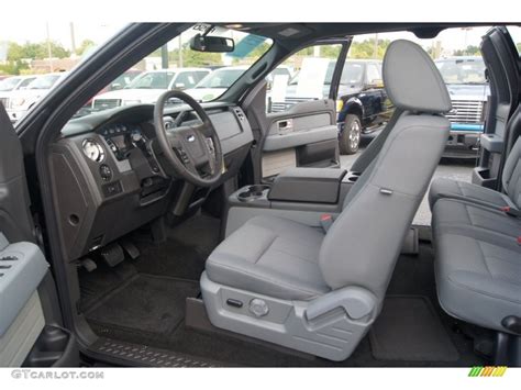 Steel Gray Interior 2011 Ford F150 XLT SuperCab Photo #54449052 | GTCarLot.com