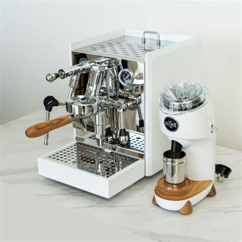 Do You Need an Expensive Coffee Machine? - Brewing Coffees