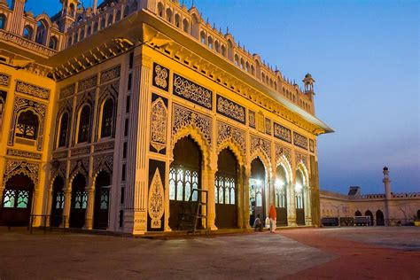 Chota Imambara Lucknow | Chota Imambara timings, history, images, best time