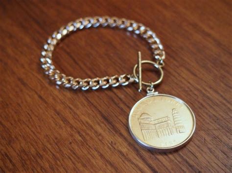 souvenir coin bracelet | what i do