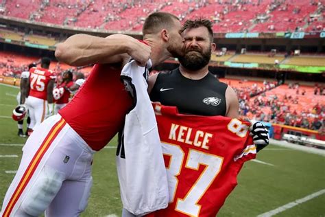 Eagles news: Kelce brothers talk Super Bowl on podcast; injury report ...