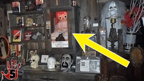 Top 5 Scary Haunted Museums You Should Never Visit - YouTube